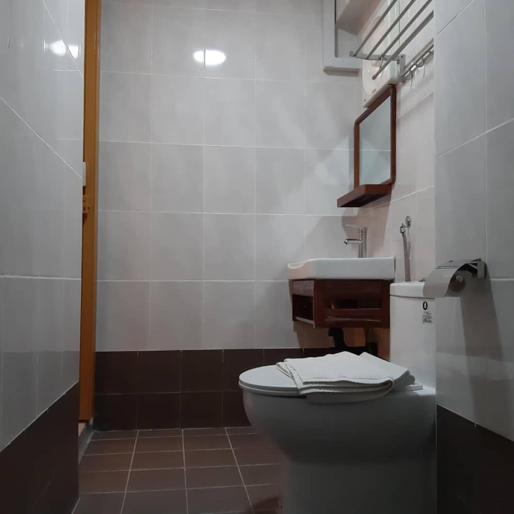 Hotel Bintang Indah Кота-Бару Экстерьер фото