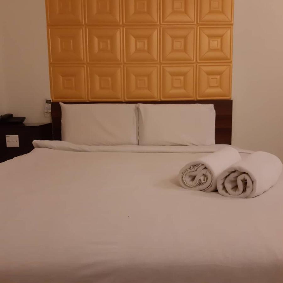 Hotel Bintang Indah Кота-Бару Экстерьер фото