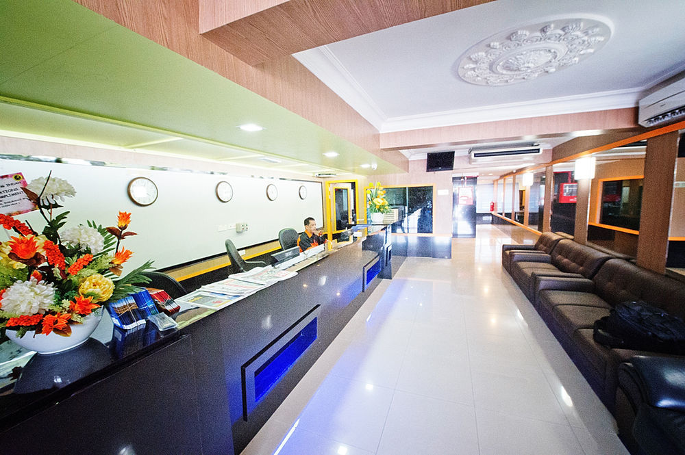 Hotel Bintang Indah Кота-Бару Экстерьер фото
