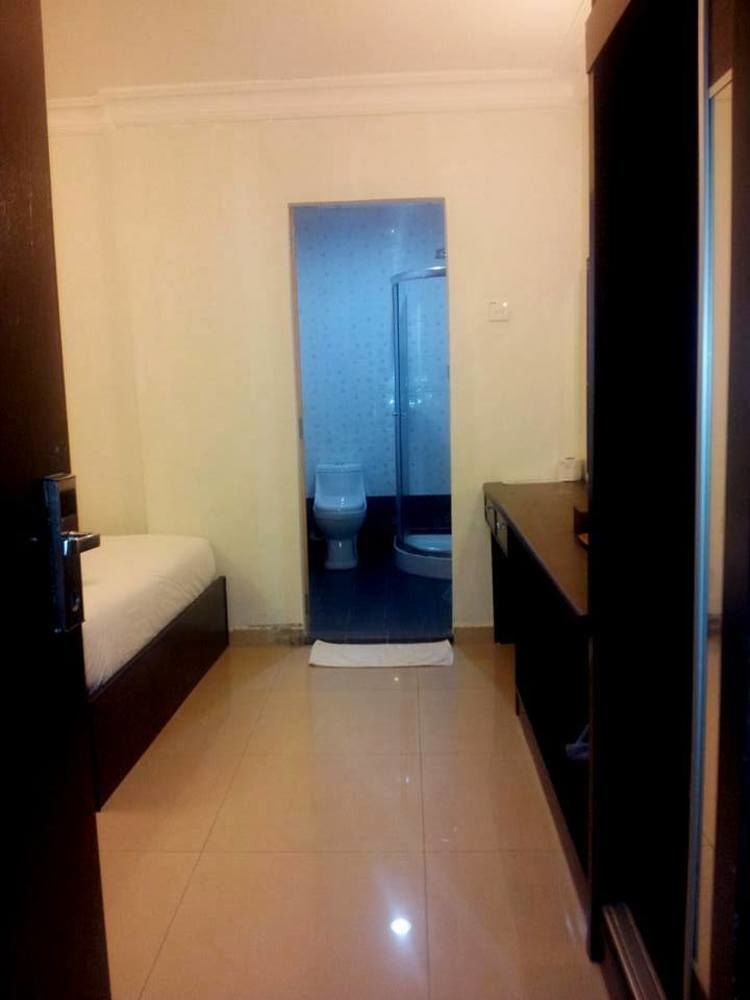 Hotel Bintang Indah Кота-Бару Экстерьер фото